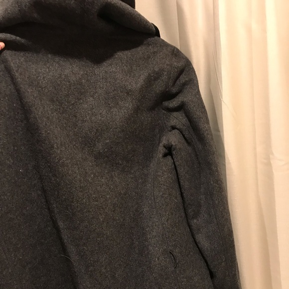 Prada Jacket hooded grey - Picture 7 of 10
